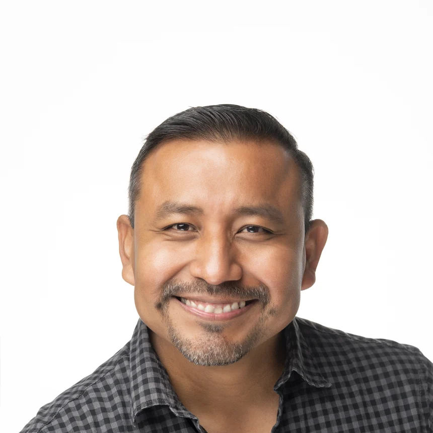 Manuel Flores